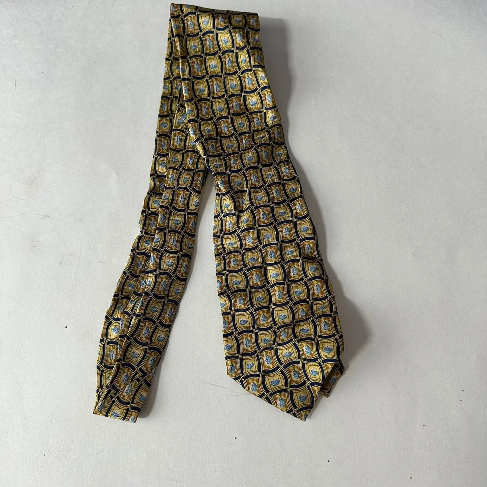 Pfizer Mens Silk Necktie Tie Geometric Logo Pattern Corporate Pharma Sales Rep